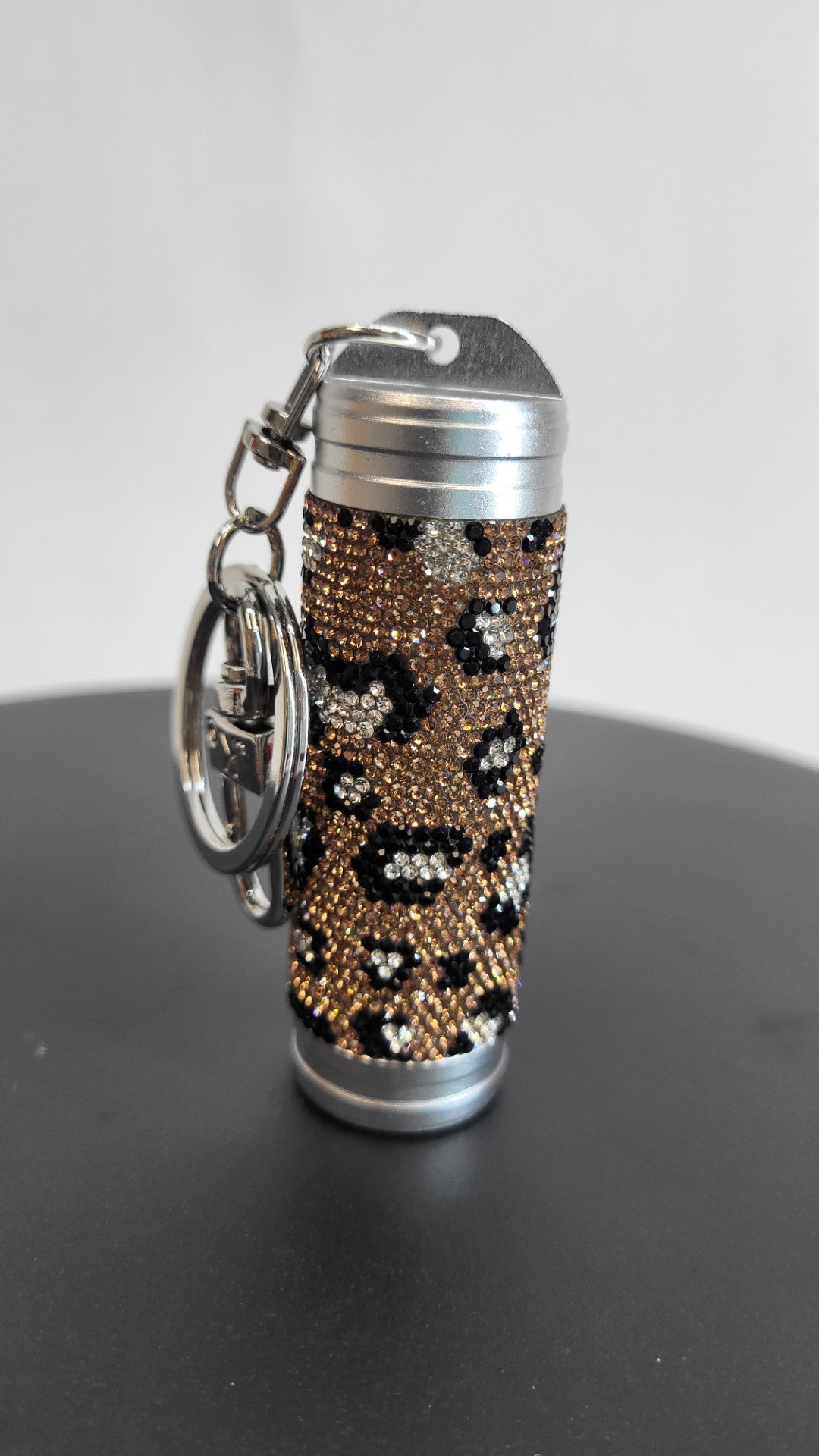 Jacqueline Kent Mini Tumbler Charm Leopard Gold