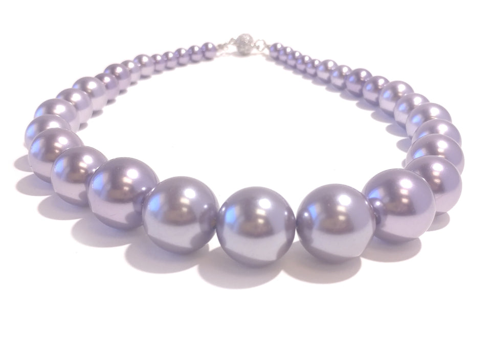 NECKLACE WILMA FLINTSTONE PEARLS PURPLE