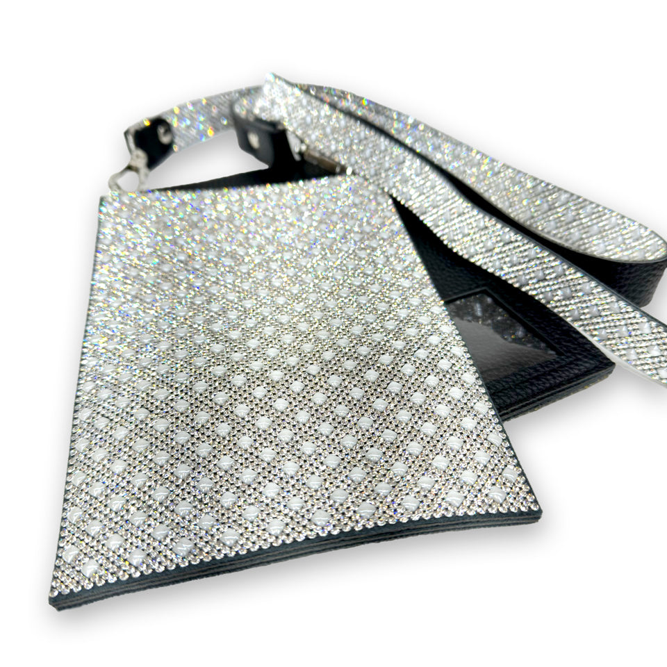 BUBBLES & BLING CELLPHONE PURSE PEARL PASSION