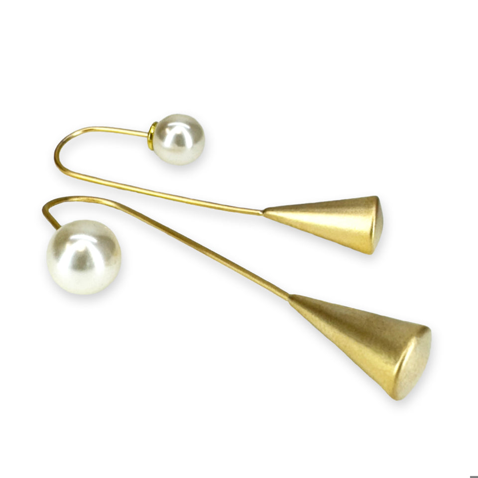 EARRING SMALL PEARL DROP GOLD