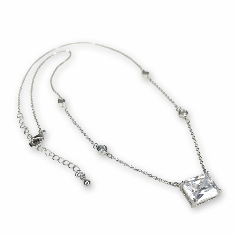 NECKLACE DAINTY CRYSTAL SILVER