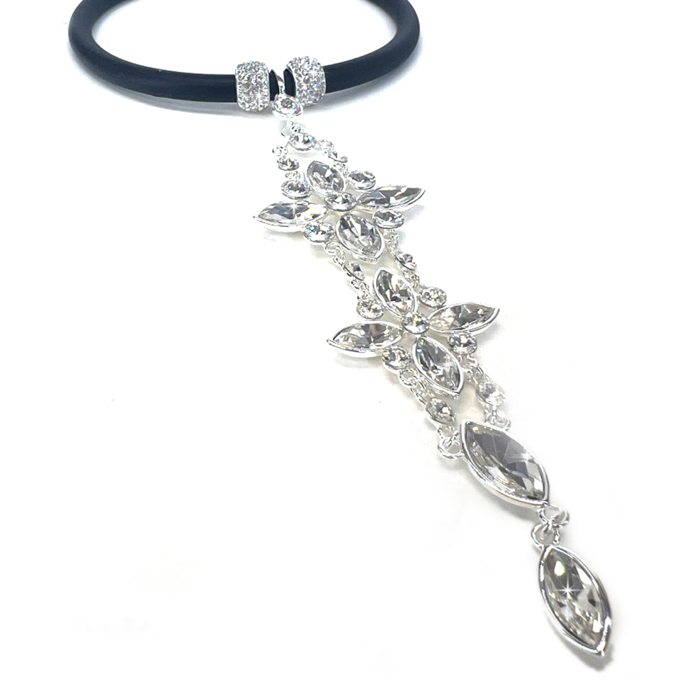 NECKLACE CHAIN FLOWER DROP SILVER BLACK