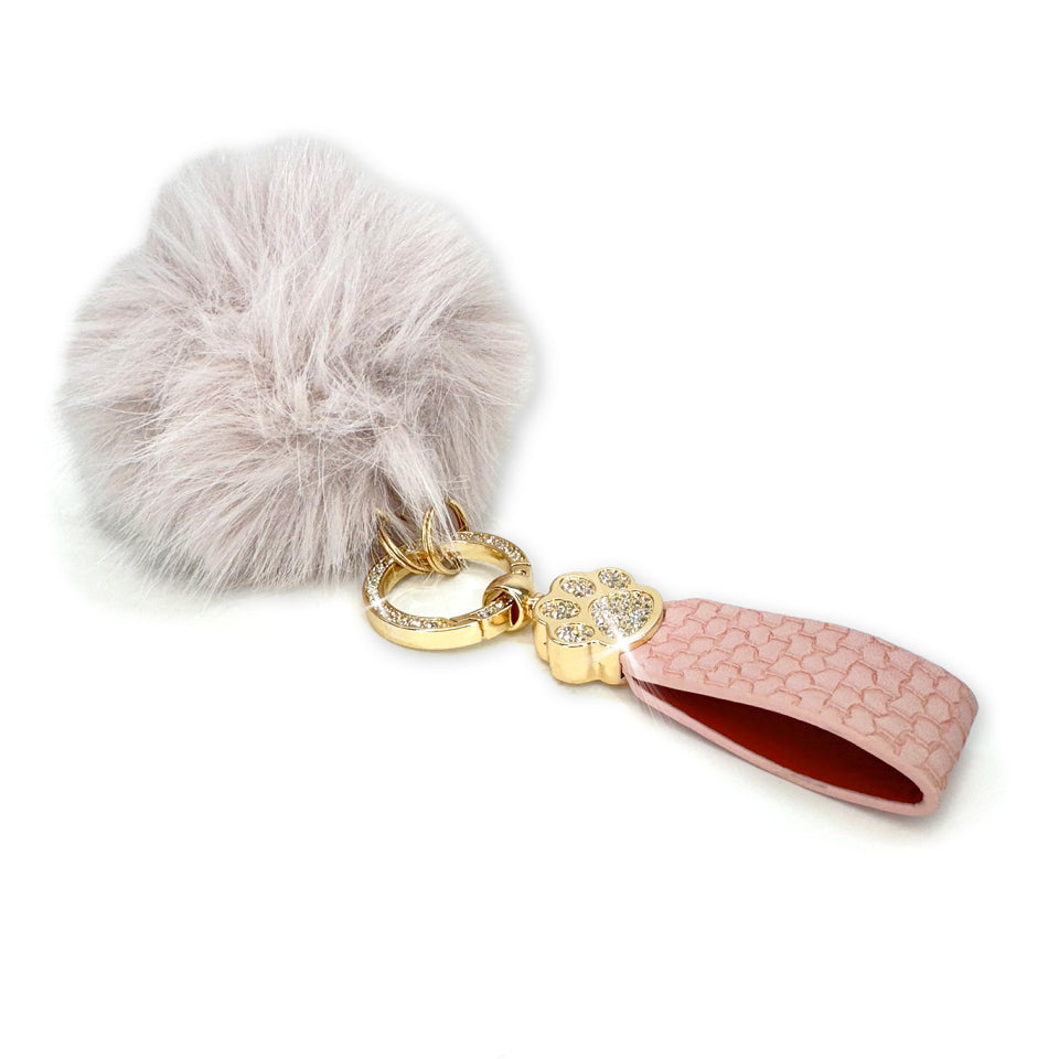 FAUX FUR FANTASY - PENDANT KEYCHAIN LIGHT PINK